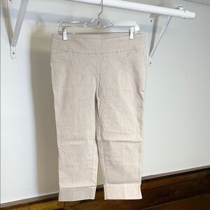 NWOT Zac & Rachel Beige Pull On Elastic Cropped Pants-‎ 6P